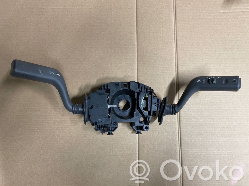 Volvo S40, V40 Commodo, commande essuie-glace/phare 