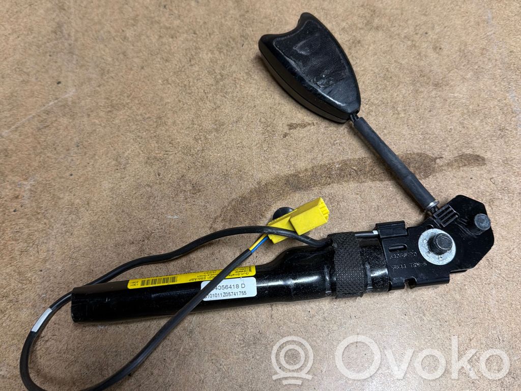 Opel Meriva B Cinturón delantero 