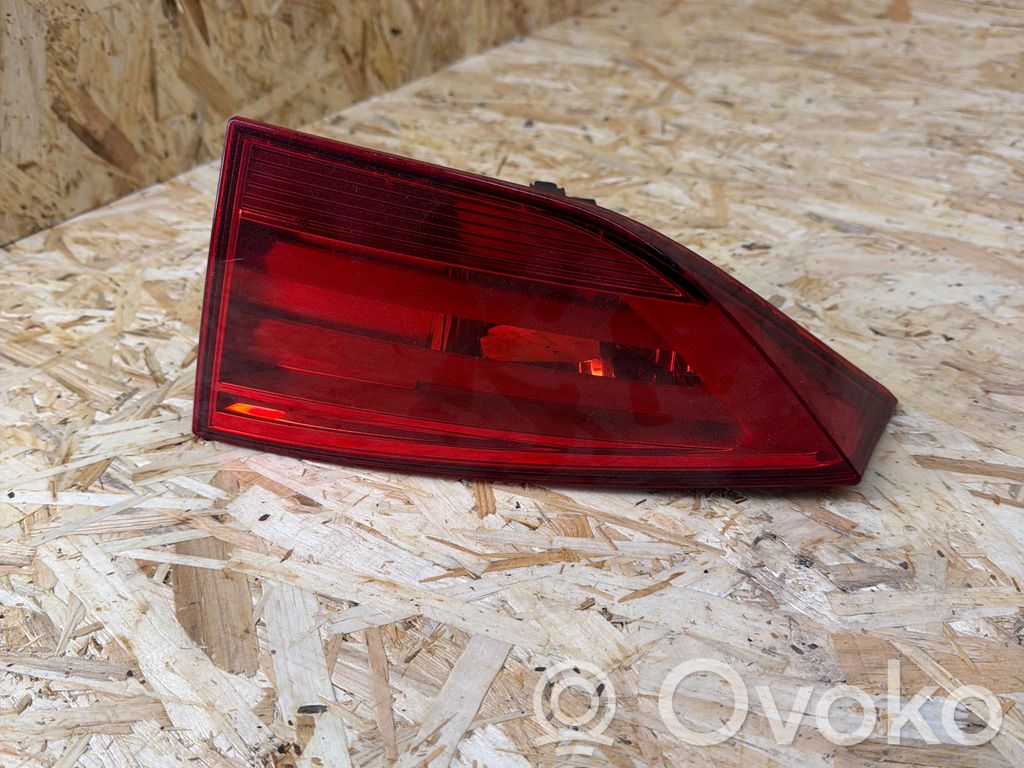 BMW X1 E84 Tailgate rear/tail lights 
