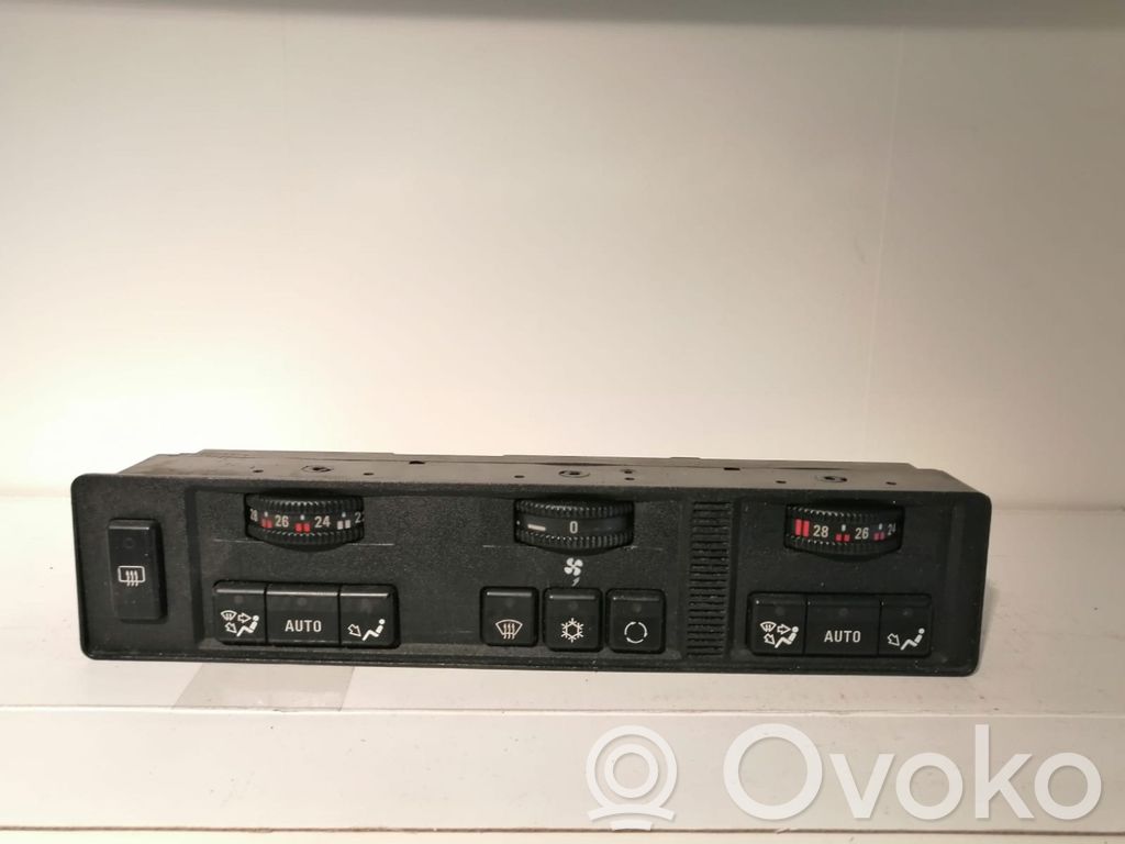 BMW 5 E34 Climate control unit 