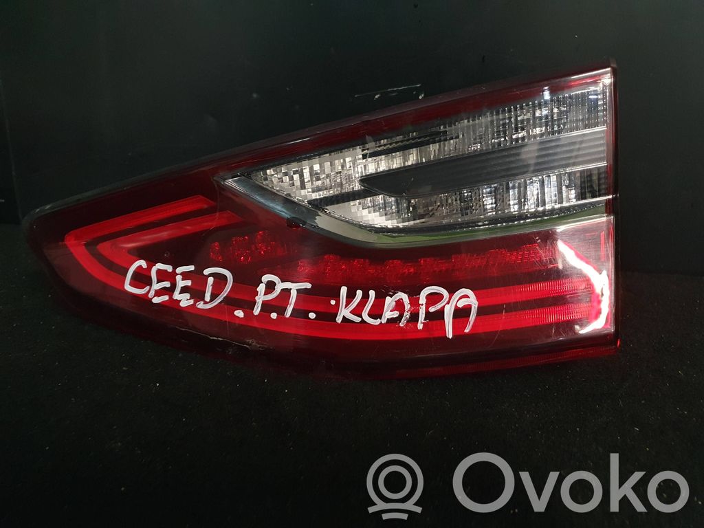 Rear/tail lights   92404J7050,92404J7050