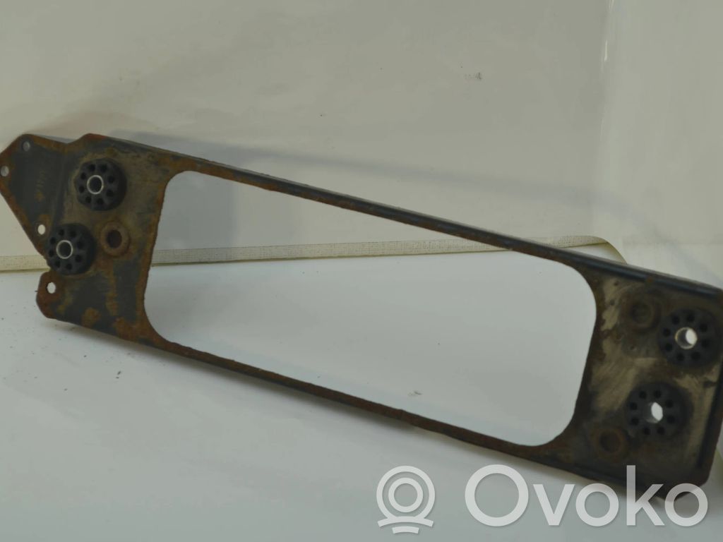 BMW 5 E60 E61 Gaisa sadales / vārsta bloks (pneimatiskā balstiekārta) 