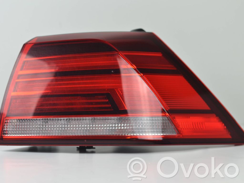 Volkswagen Golf VII Lampă spate în caroserie 
