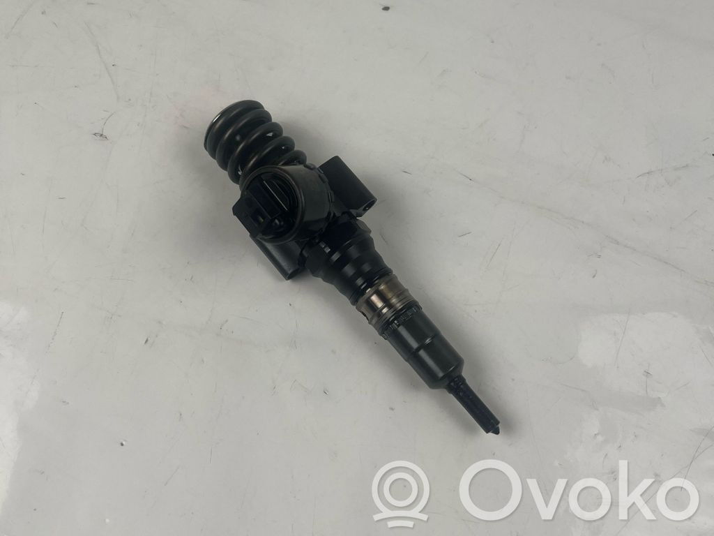 Inyector de combustible   03G130073G,MN980235,03G130073GX,0414720404,0414720454,0986441516,0986441566