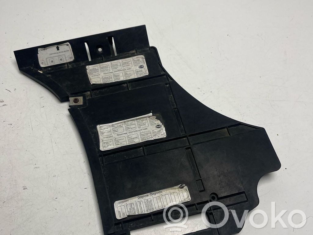Audi V8 Otros repuestos del interior 