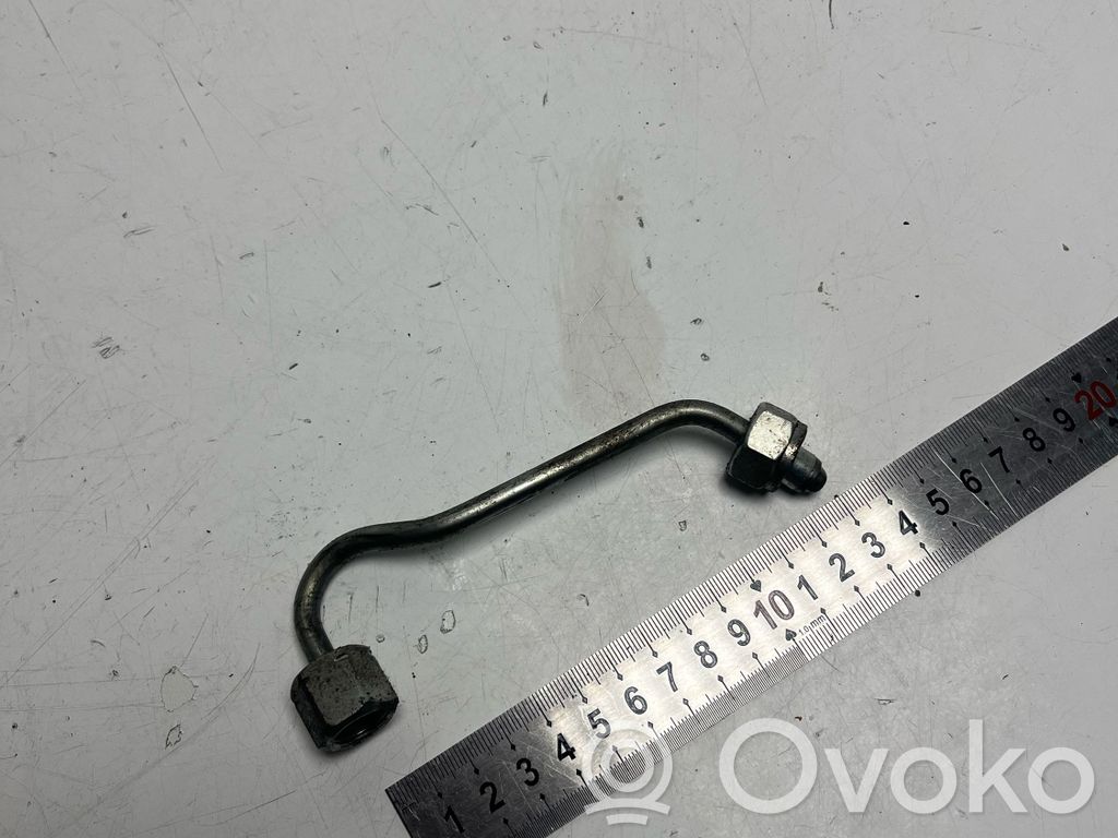 BMW 5 GT F07 Fuel line pipe 