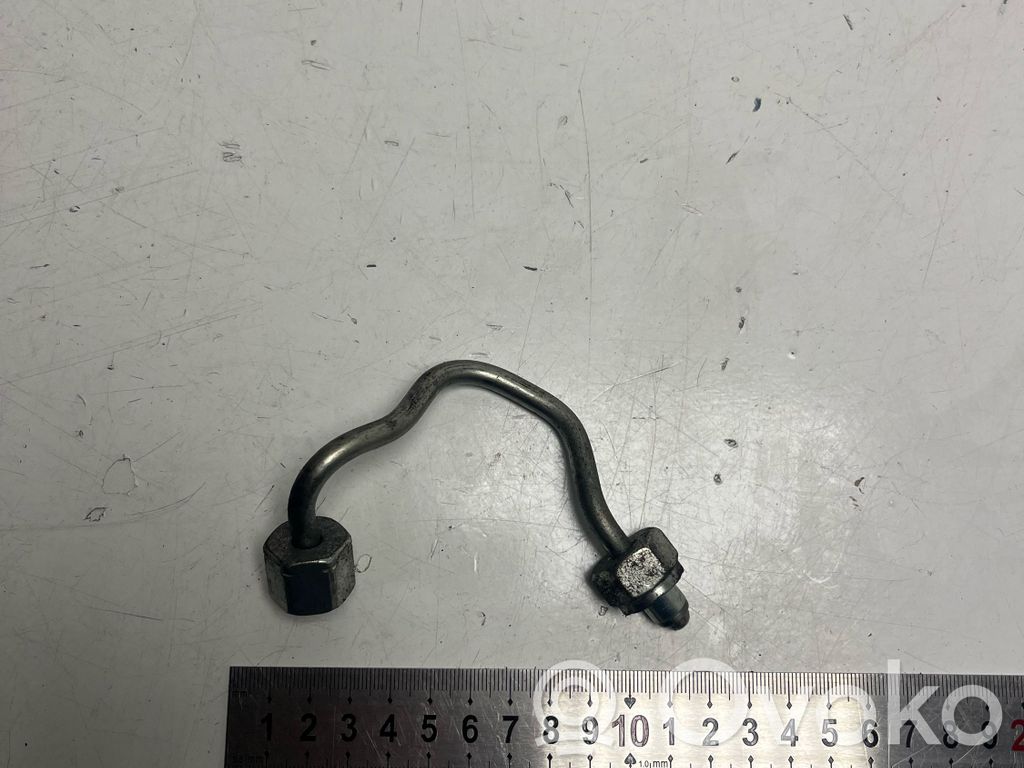 BMW 5 GT F07 Fuel line pipe 