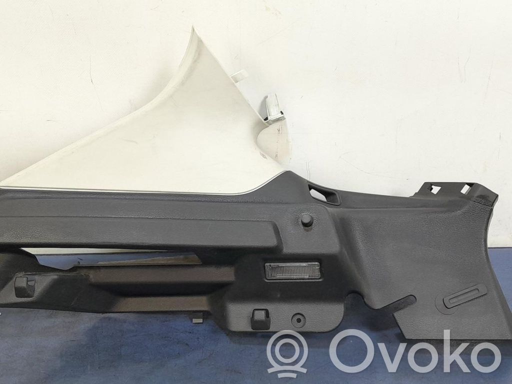 Ford Focus Tailgate/boot cover trim set 