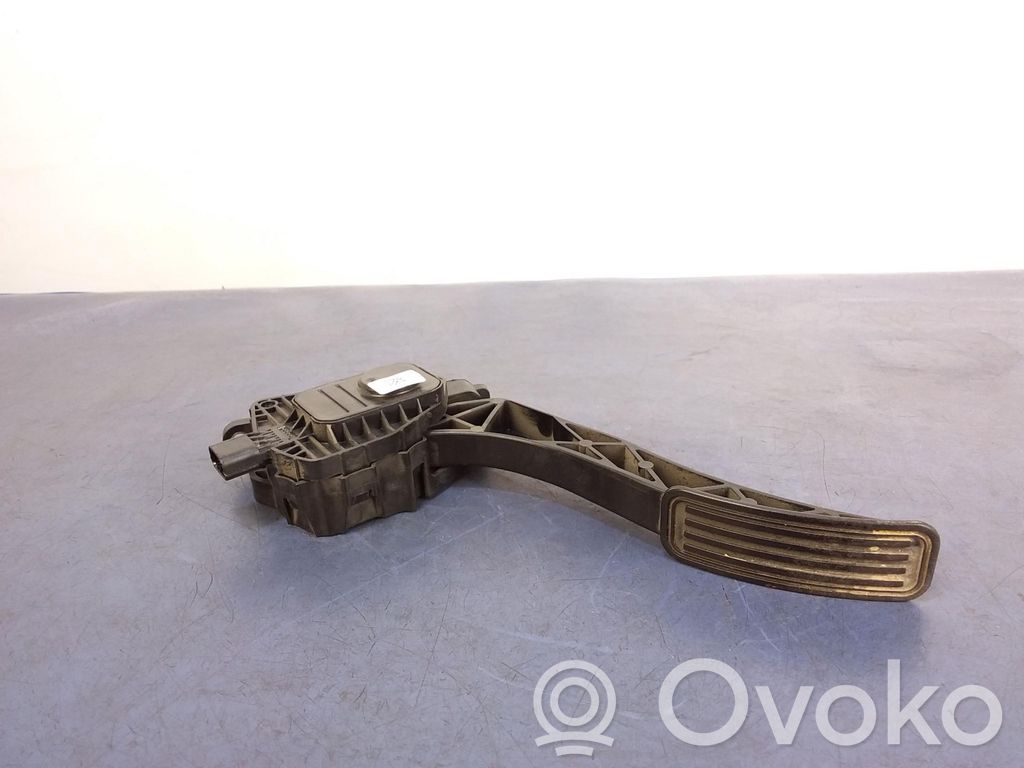 Ford Mondeo MK V Akceleratoriaus pedalas 
