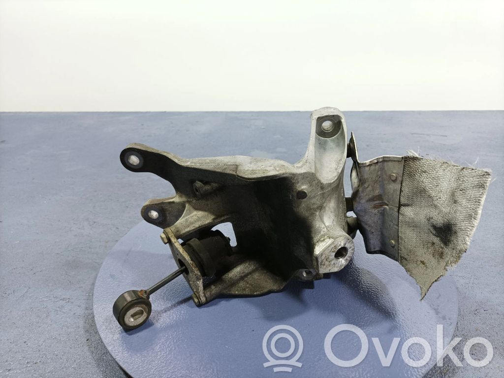 Audi Q7 4M Engine mount vacuum valve 