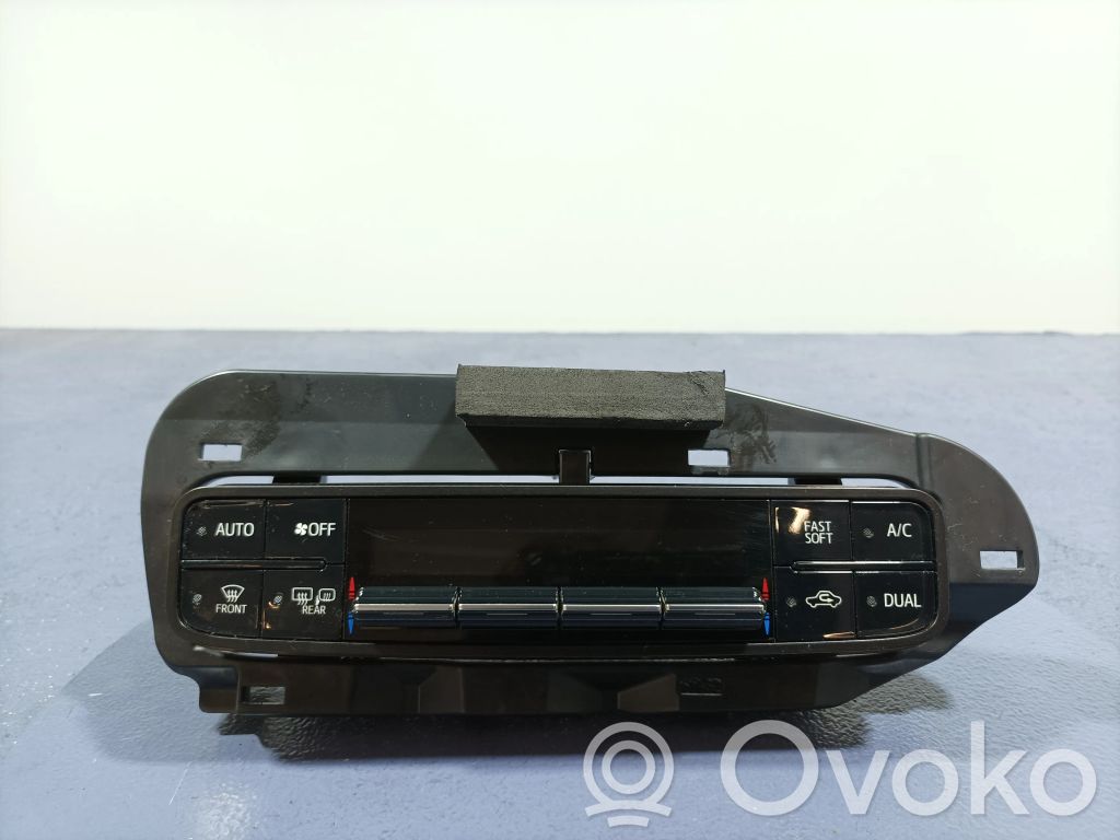 Toyota Corolla E160 E170 Climate control unit 