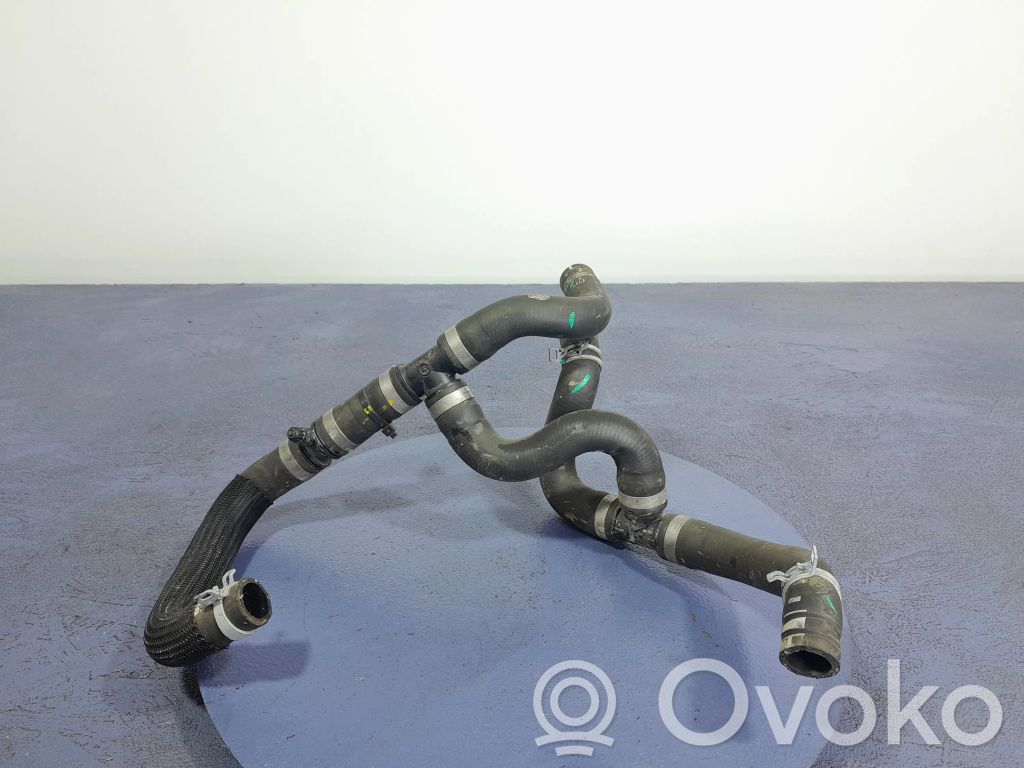 Renault Arkana Engine coolant pipe/hose 
