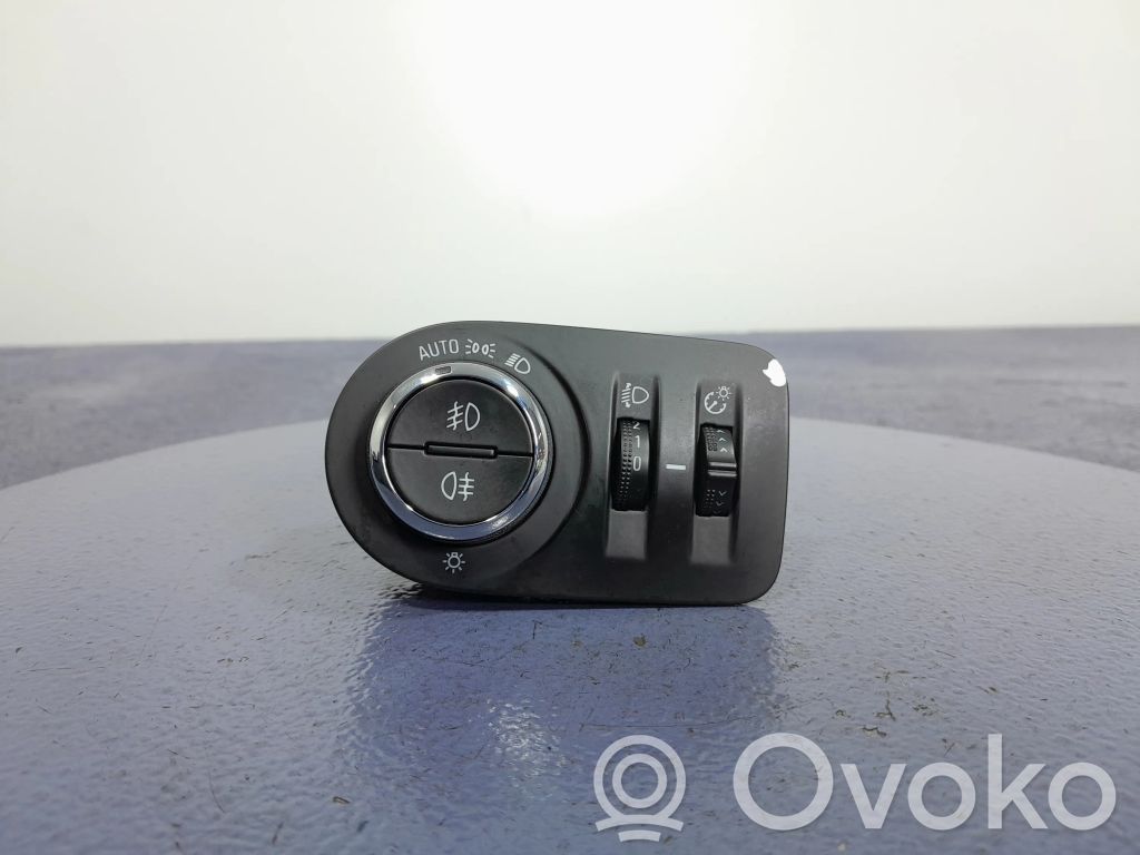 Opel Astra K Light switch 