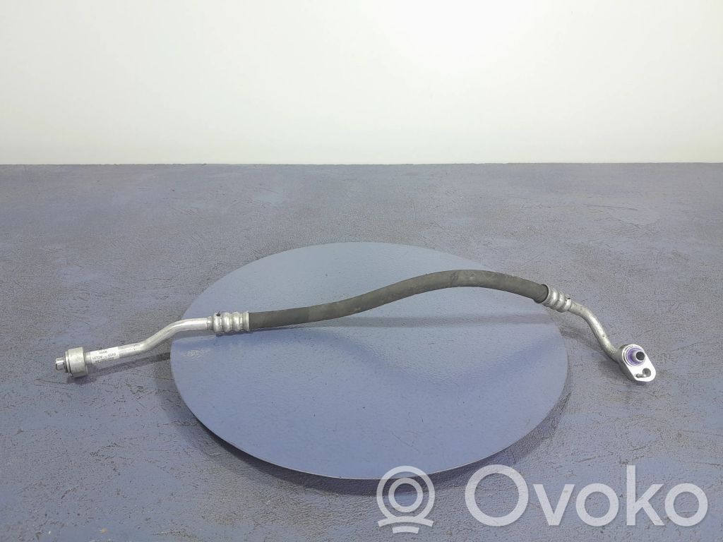 BMW 5 G30 G31 G38 Ilmastointilaitteen putki (A/C) 