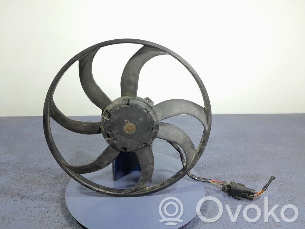 Seat Leon (1P) Elektrolüfter 