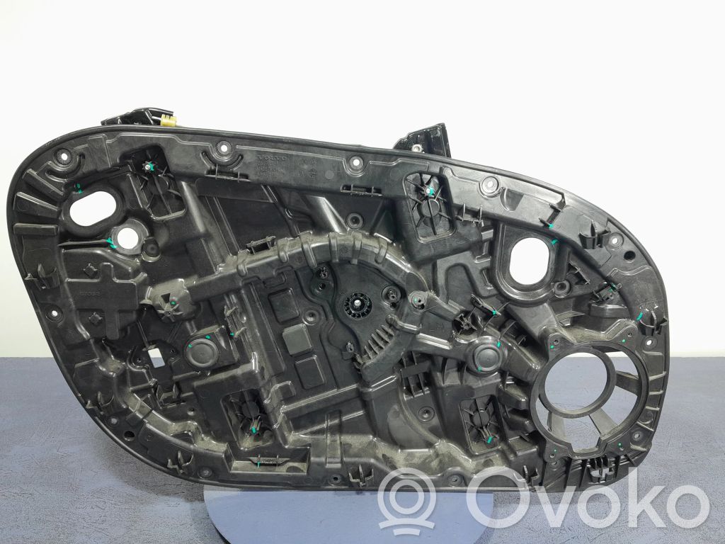 Volvo S90, V90 Macara ușă față cu motor 