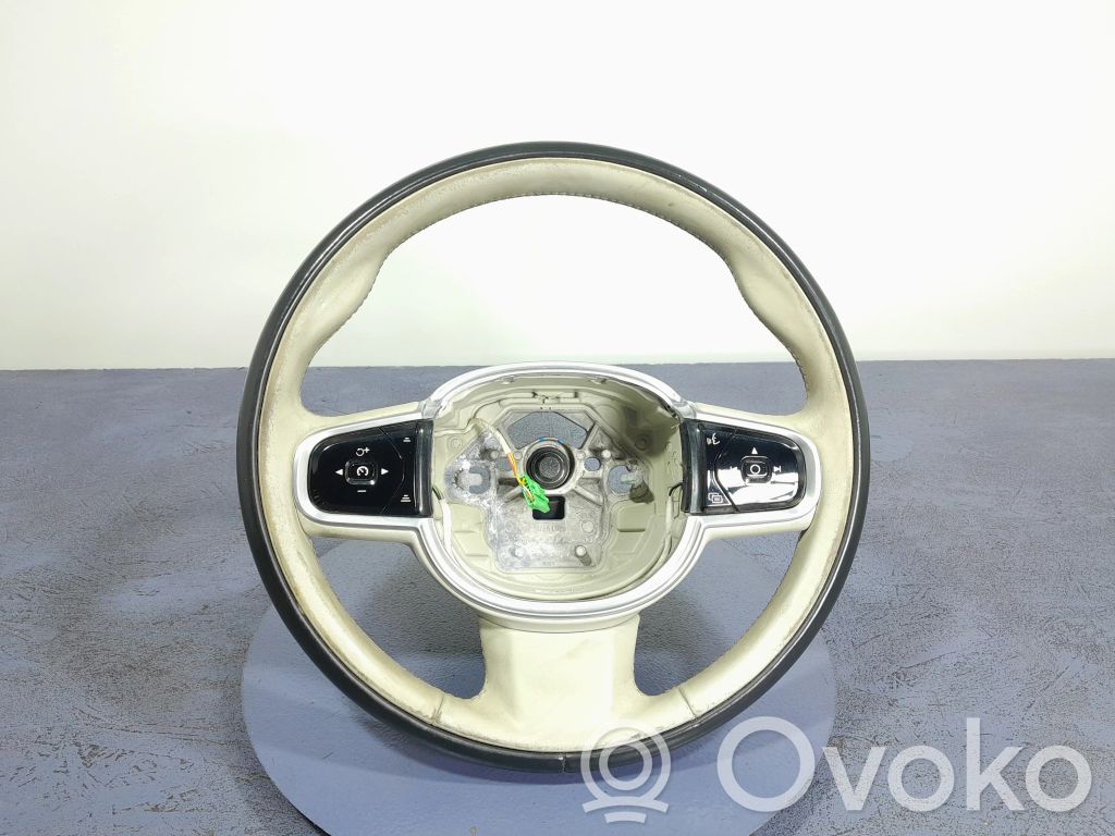 Volvo S90, V90 Volante 