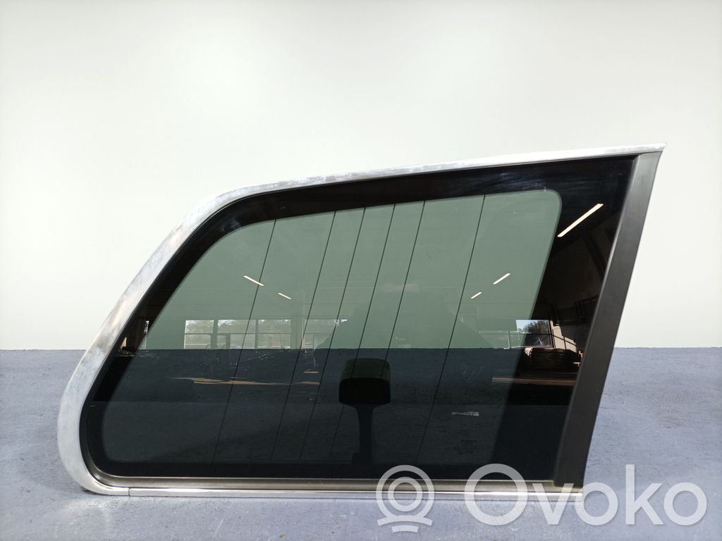 Volvo XC90 Vidrio lateral trasero 