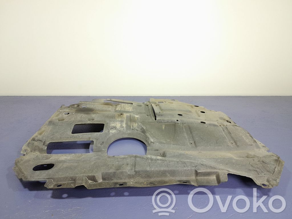 Toyota Prius (XW30) Front underbody cover/under tray 