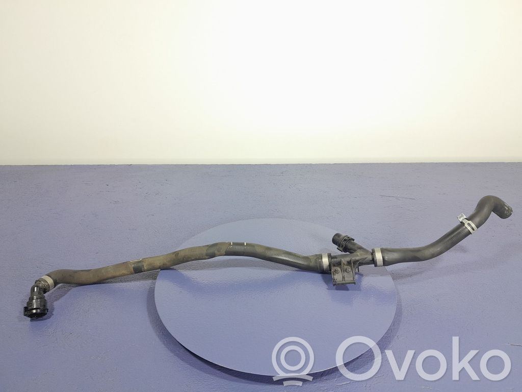 BMW M3 F80 Tubo flessibile del liquido di raffreddamento del motore