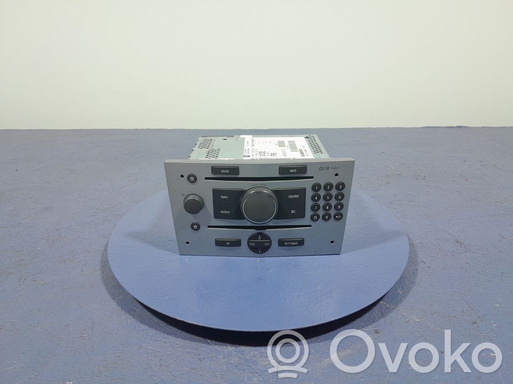 Opel Zafira B Panel / Radioodtwarzacz CD/DVD/GPS 