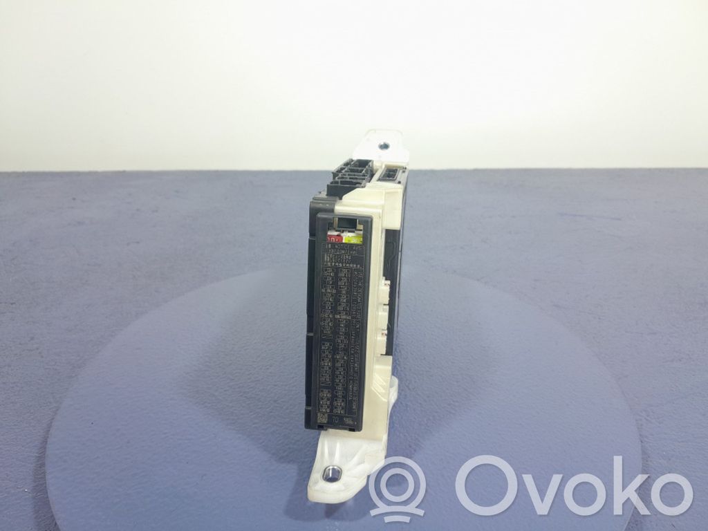 Toyota Corolla E10 Module confort 