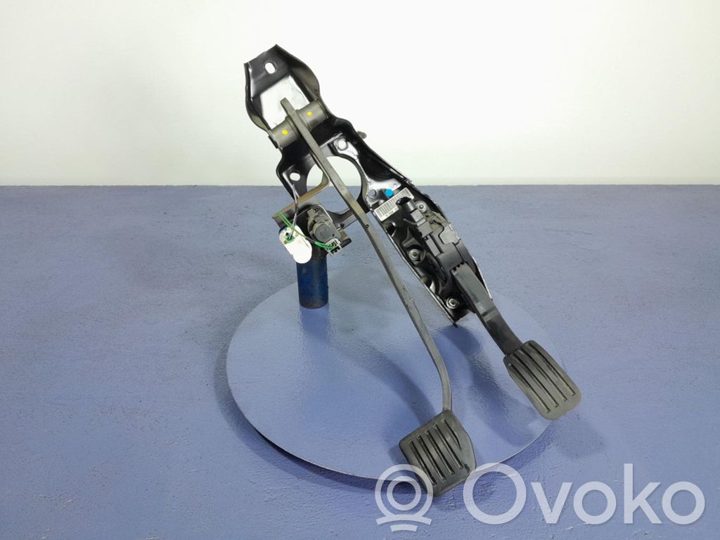Ford Mondeo MK IV Pedał gazu / przyspieszenia 