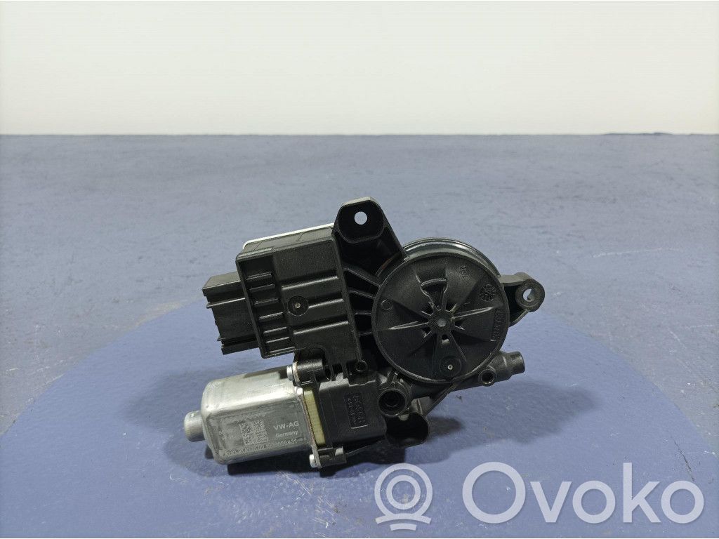 Skoda Fabia Mk3 (NJ) Mécanisme de lève-vitre avec moteur