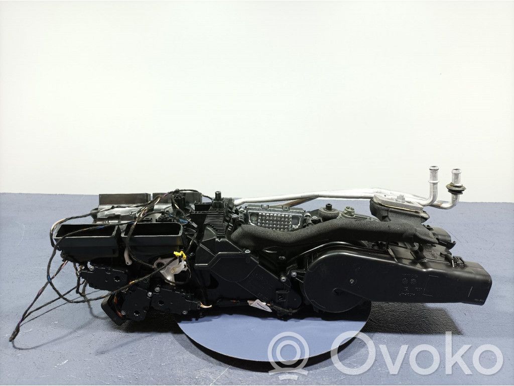 Audi A8 S8 D2 4D Salono oro mazgo komplektas 