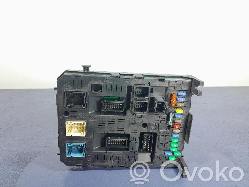 Citroen C5 Drošinātāju kaste (komplekts) 