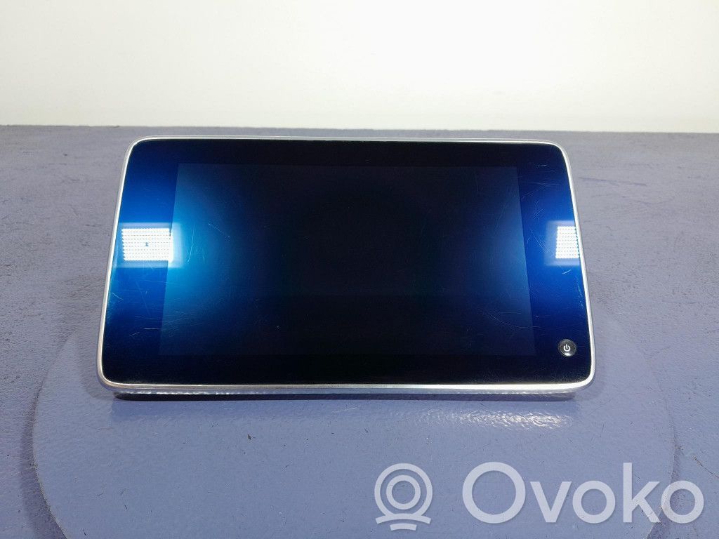 Panel / Radioodtwarzacz CD/DVD/GPS   8736696,8736696