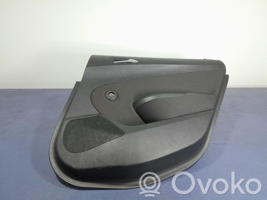 Opel Astra J Boczki / Tapicerka drzwi / Komplet 