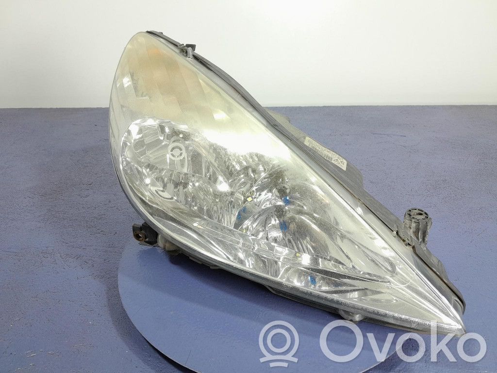 Peugeot 607 Lampa przednia 