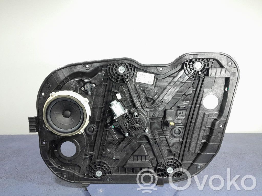 Hyundai i30 Elektryczny podnośnik szyby drzwi przednich 