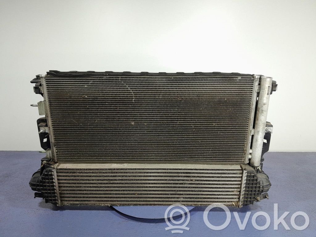 Ford Galaxy Radiateur de refroidissement 