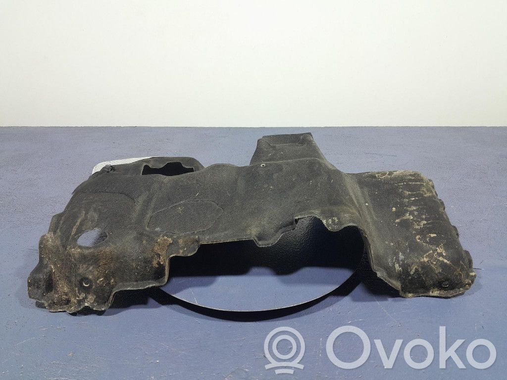 BMW X5 G05 Izolacja termiczna / wygłuszenie pokrywy / maski silnika 