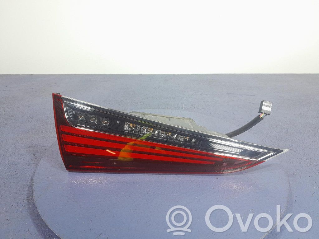 Lexus ES 300h (7th Gen) Luci posteriori
