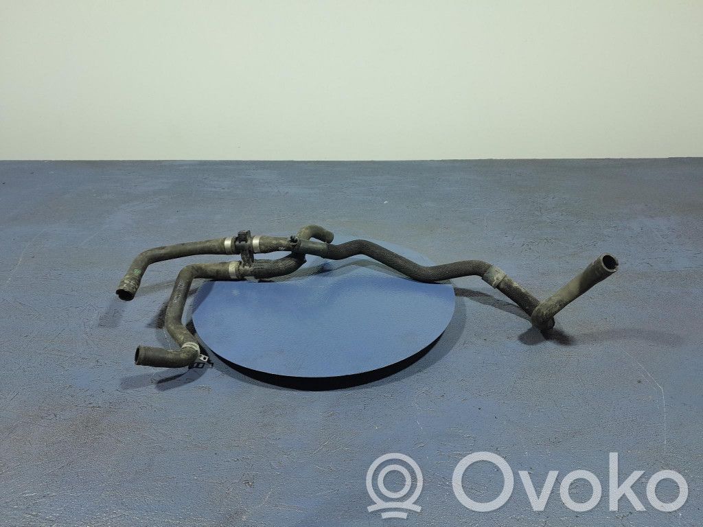 Volvo XC60 Tubo flessibile del liquido di raffreddamento del motore 