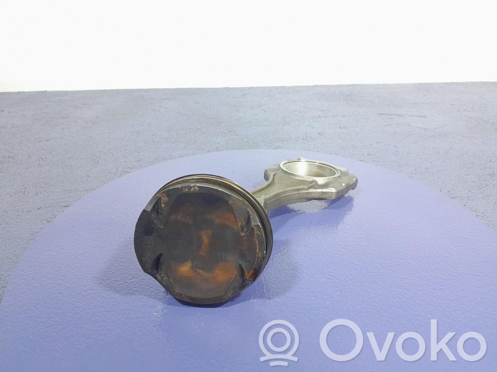 BMW M4 G82 G83 Piston 