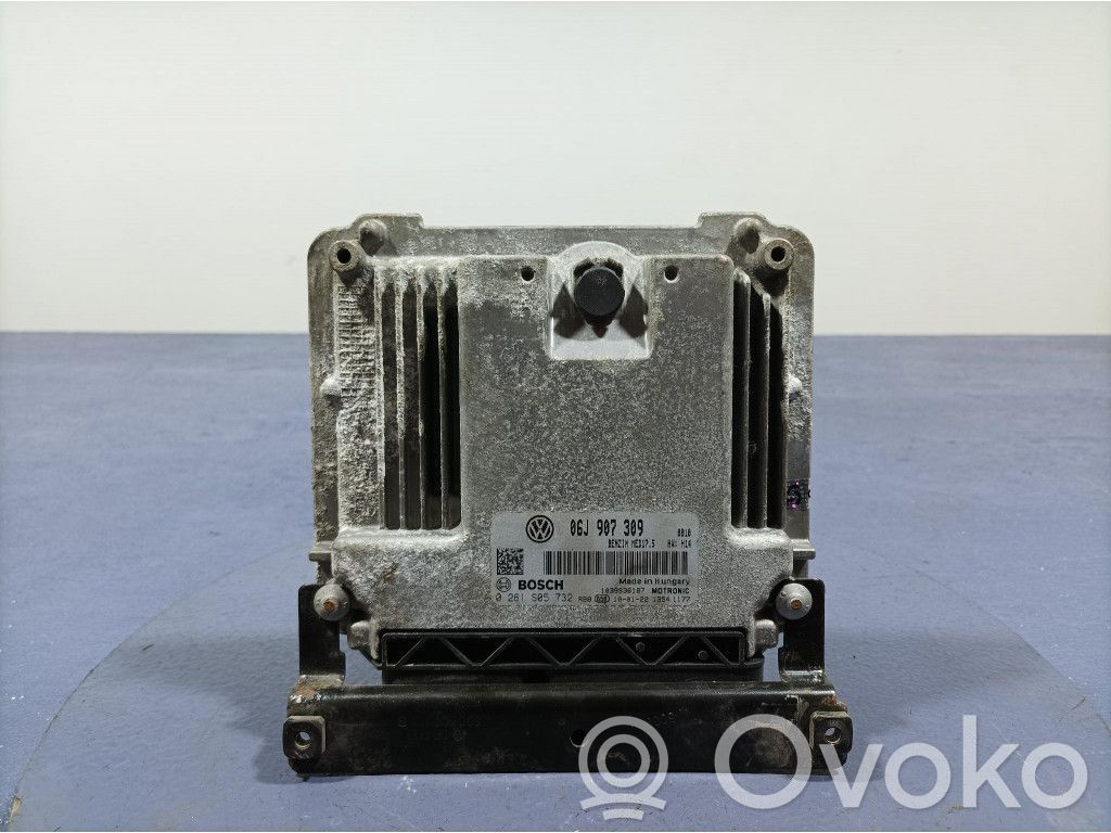 Volkswagen PASSAT B6 Komputer / Sterownik ECU silnika 