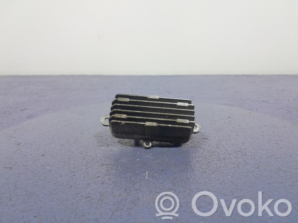 Skoda Superb B8 (3V) Módulo conversor/inversor de voltaje 