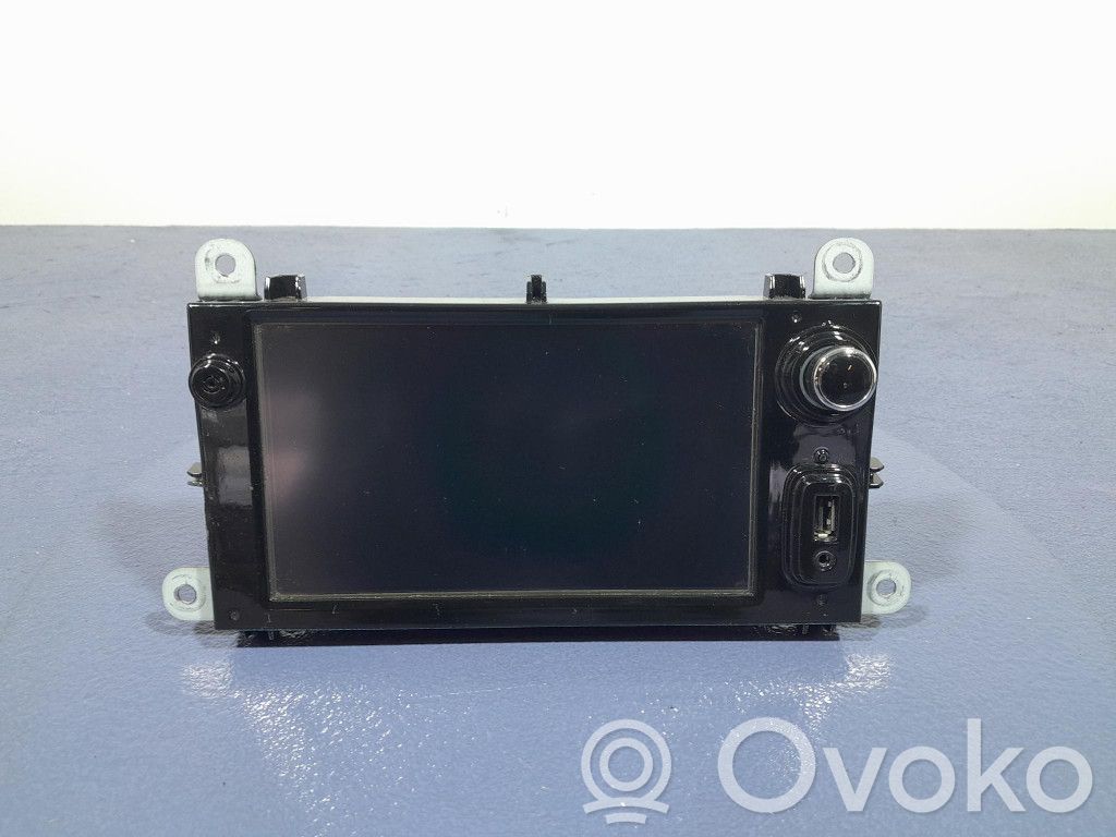 Renault Clio I Radio/CD/DVD/GPS head unit 