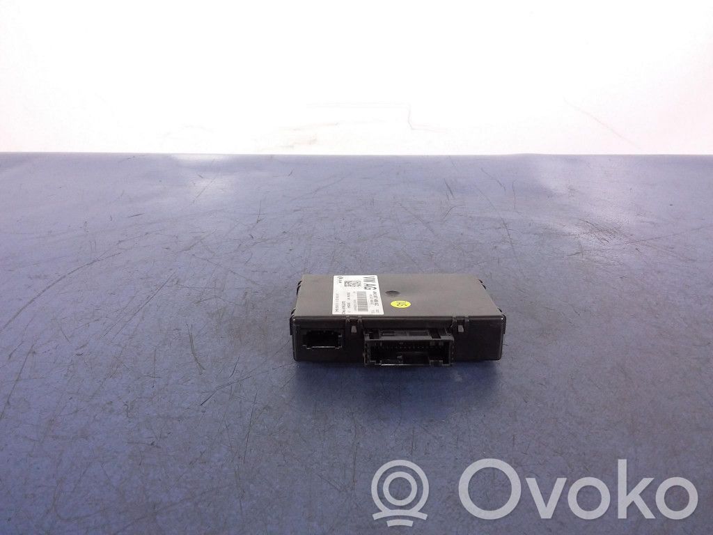 Audi A8 S8 D4 4H Gateway control module 