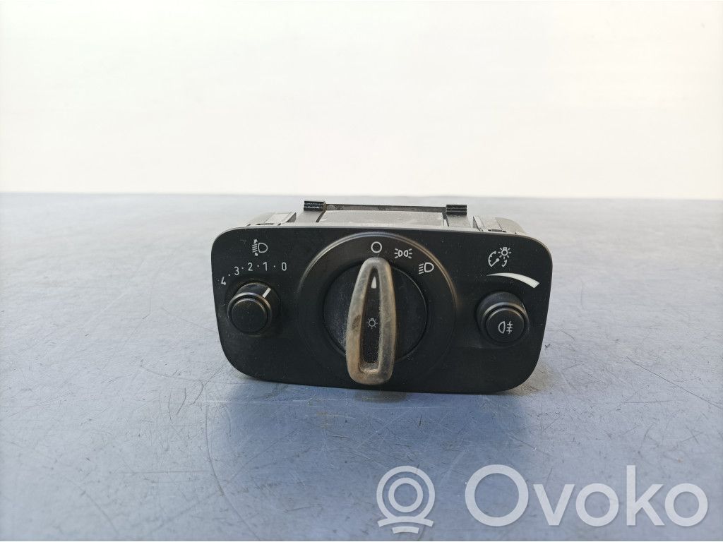 Ford Fiesta Light switch 