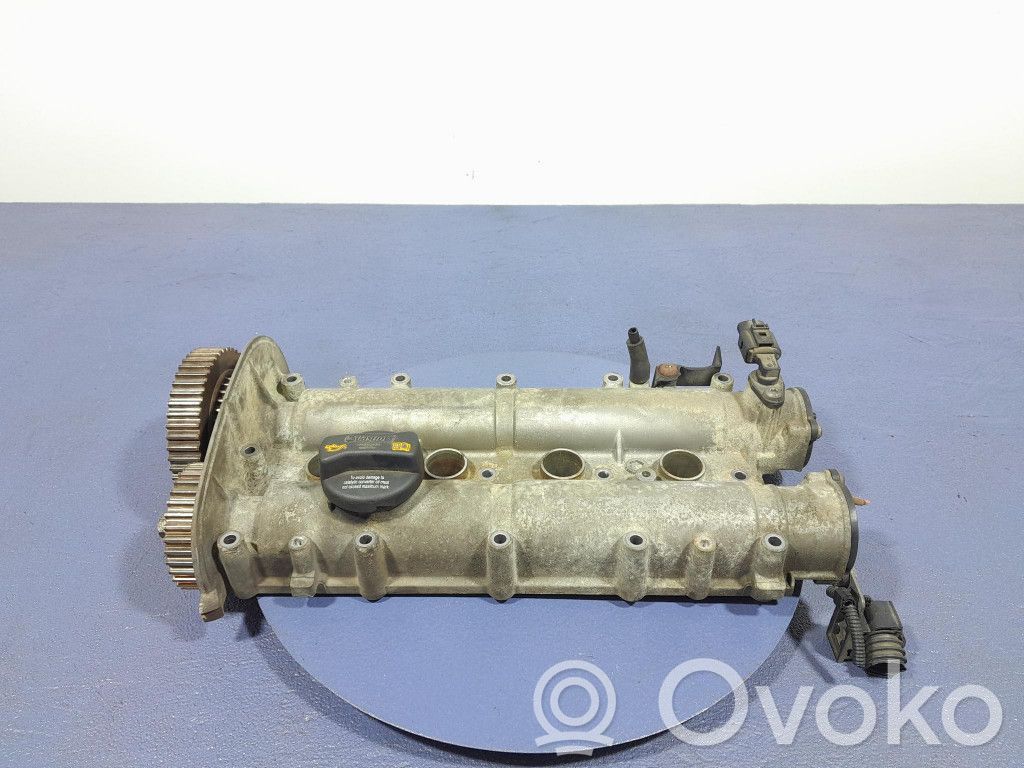 Volkswagen Golf V Rocker cam cover 