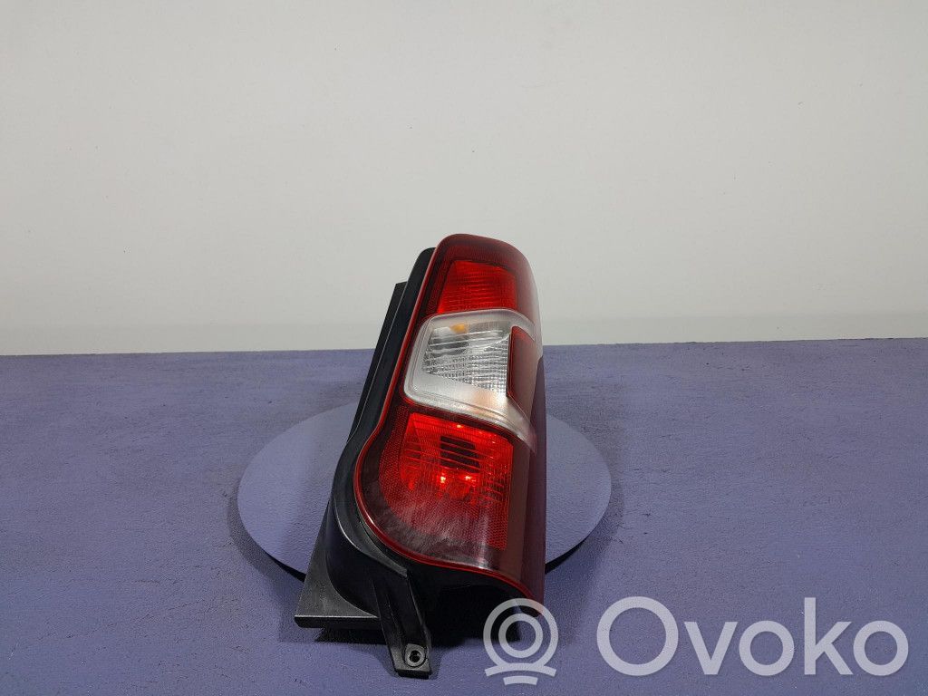 Chevrolet Combo Rear/tail lights 