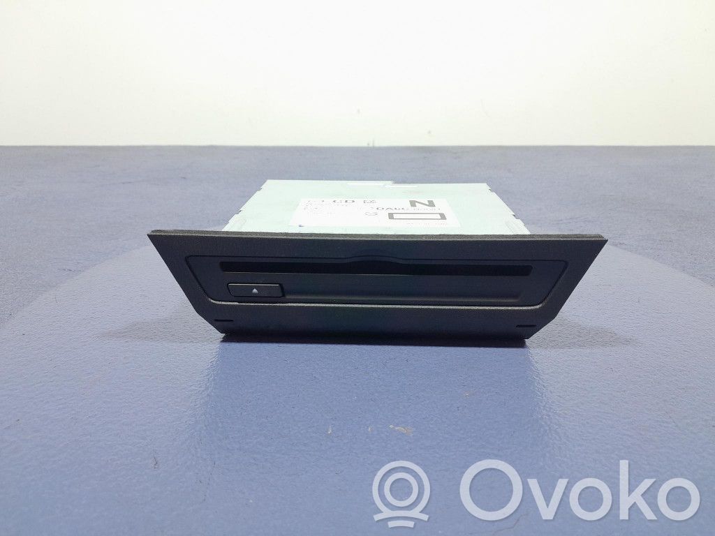 Mazda CX-3 Radio/CD/DVD/GPS head unit 