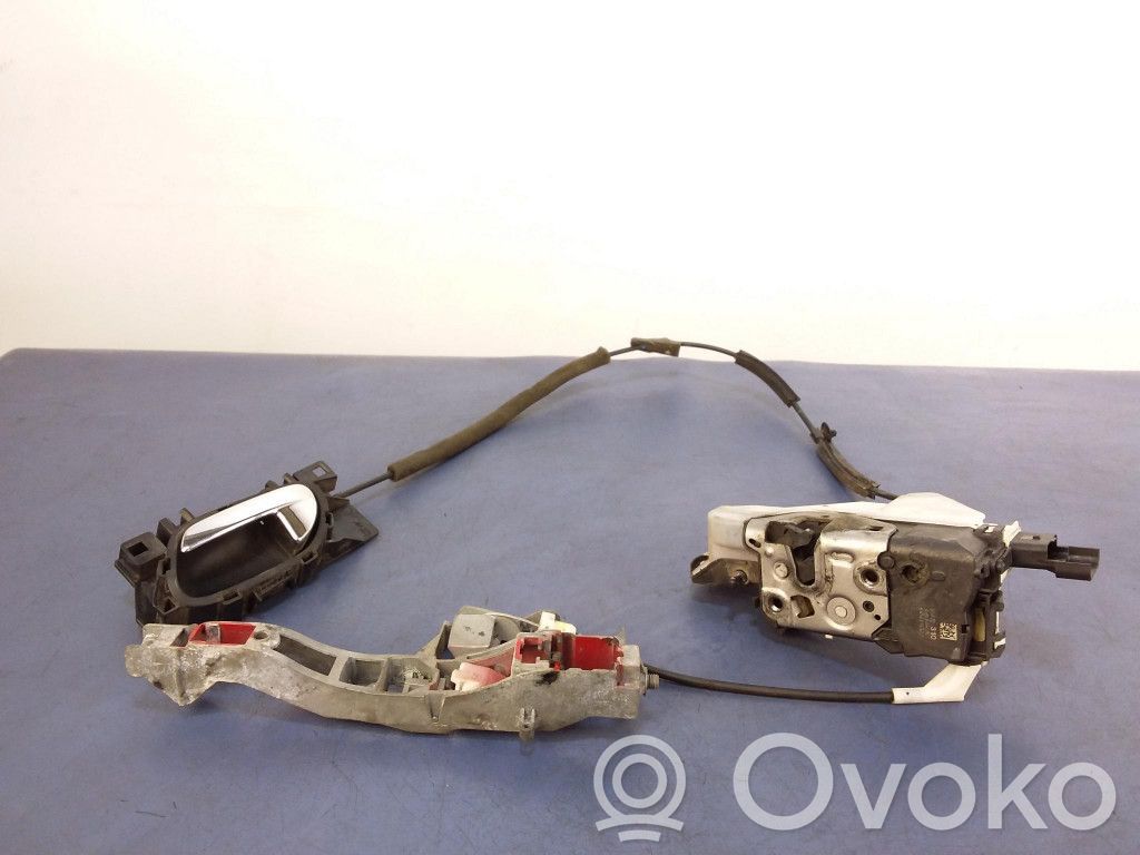 Citroen DS3 Front door lock 