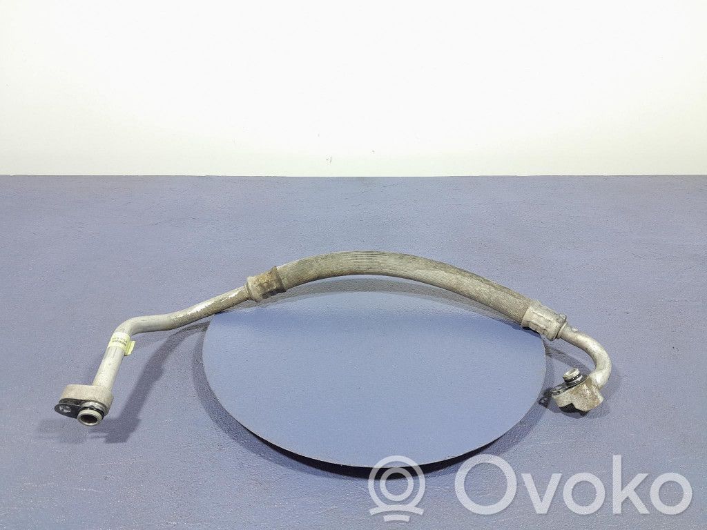 Ilmastointilaitteen putki (A/C)   P05058230AB,P05058230AB