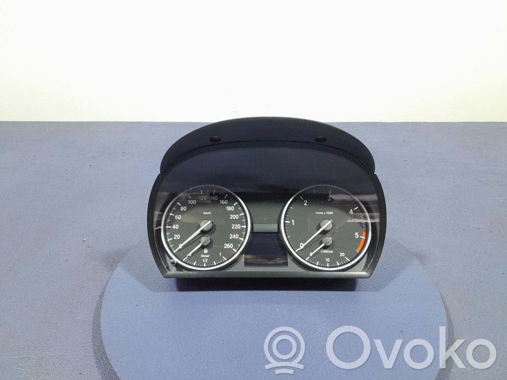 BMW 7 F01 F02 F03 F04 Spidometrs (instrumentu panelī) 